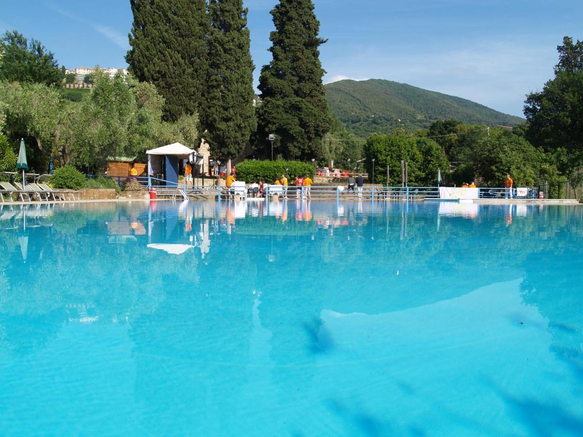 Villaggio Turistico Camping Il Fontino Scarlino Esterno foto