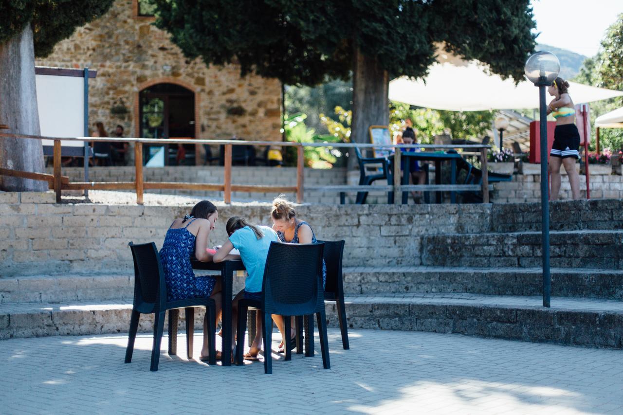 Villaggio Turistico Camping Il Fontino Scarlino Esterno foto